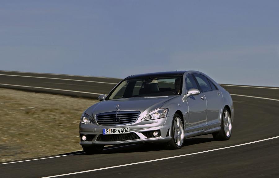  Mercedes-Benz S65 AMG 2007 года  (фото 17 из 27)